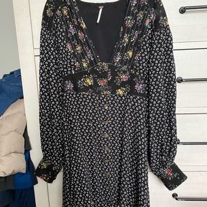 Cute Free People dress with floral design